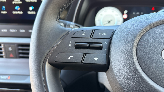 Hyundai i20 1.0T GDi Premium 5dr DCT Petrol Hatchback - Image 31